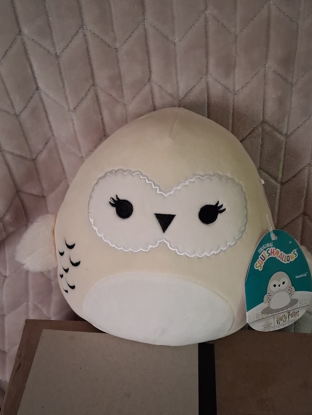 Squishmallow Harry Potters Hedwig The Owl.